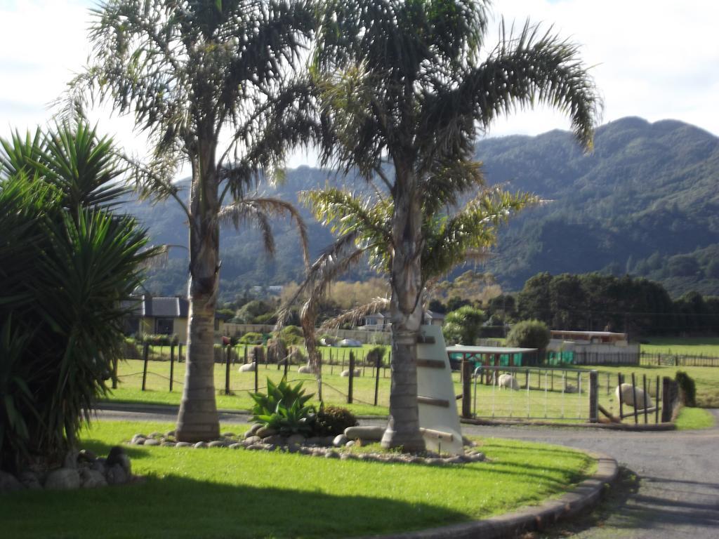 The Little Farm Coromandel Hotel Екстериор снимка